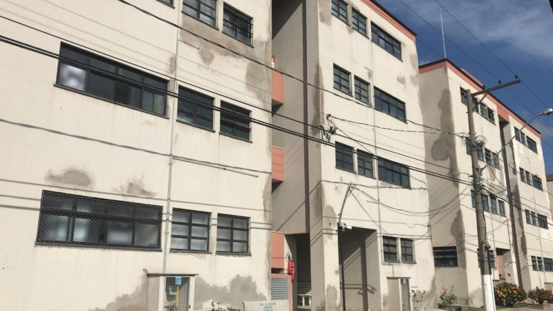 pintura de fachada comercial