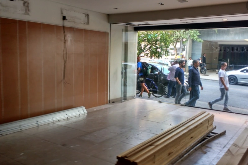 reforma de uma loja comercial
